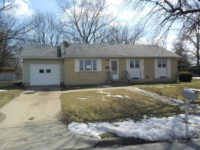 309 Maple Dr, Morris, IL 60450 