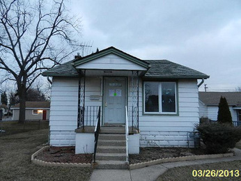 18107 Lorenz Ave, Lansing, IL 60438 