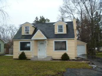 117 Carpenter Blvd, Carpentersville, IL 60110 