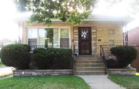 9315 S Kingston Ave, Chicago, IL 60617 