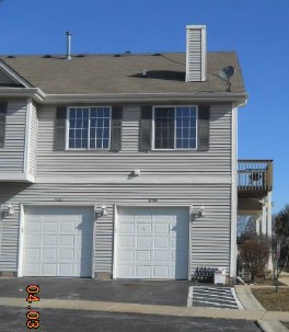 1080 Castleshire Dr, Woodstock, IL 60098 