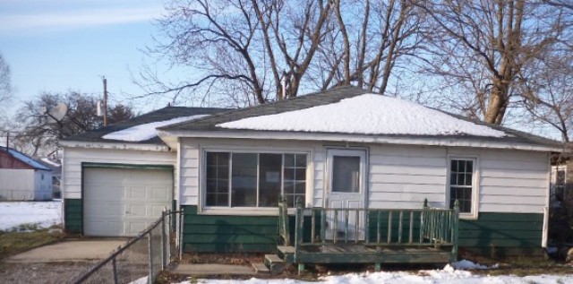 667 Barkley, Granite City, IL 62040 