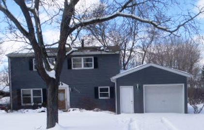 24876 N Holly Dr, Cary, IL 60013 