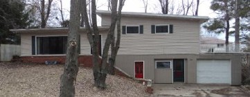 902 Stadium Dr, Macomb, IL 61455 