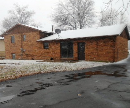 1224 Columbia Rd, Dupo, IL 62239 