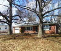 7 Lakewood Dr, Belleville, IL 62223 
