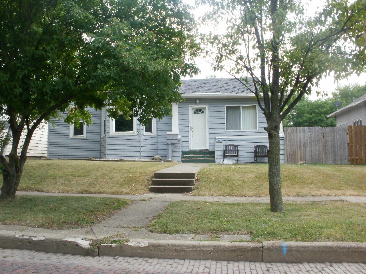 109 West Cleveland Street, Spring Valley, IL 61362 