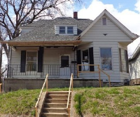 2208 Mills Ave, Alton, IL 62002 