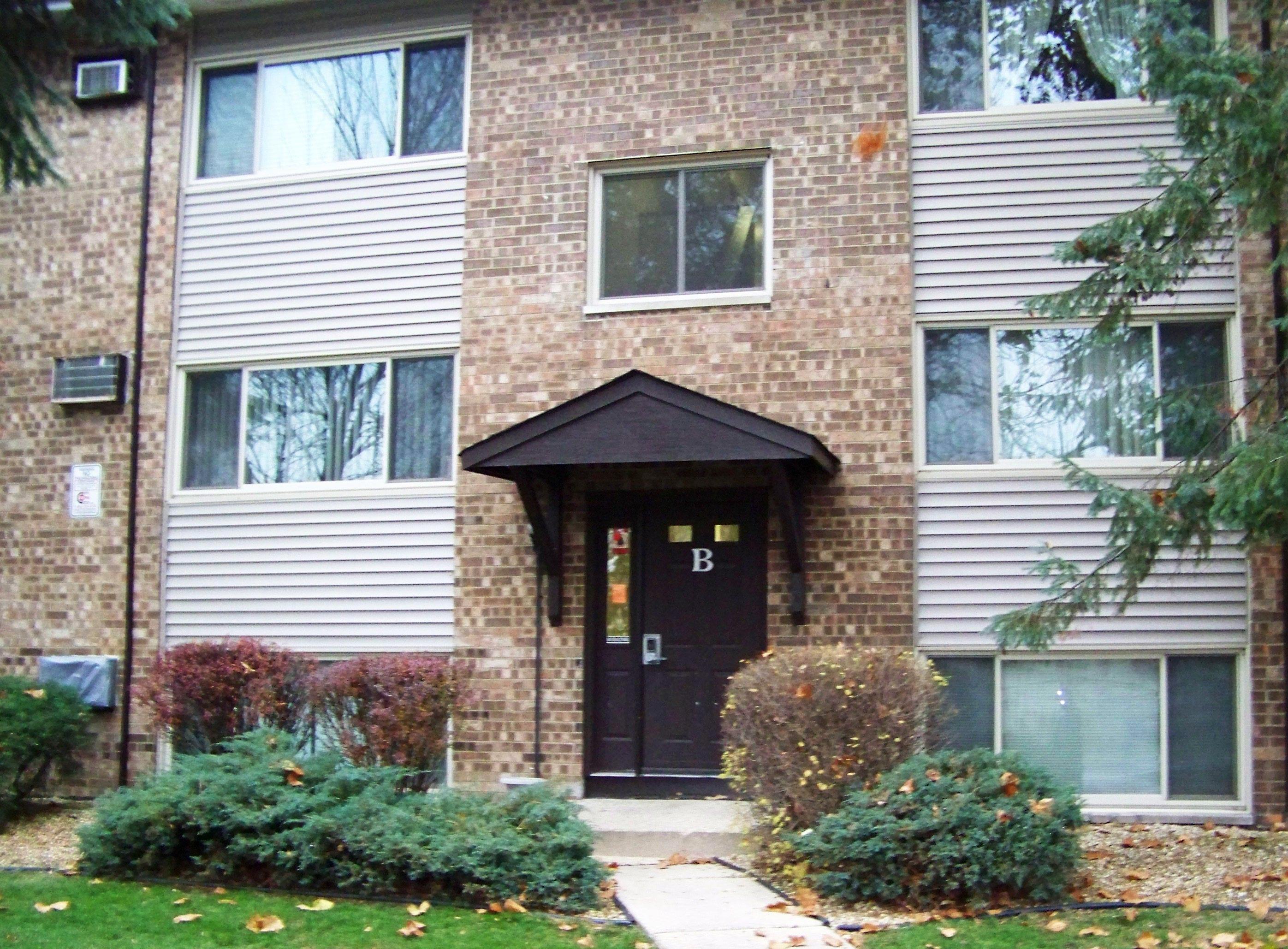 125 Twin Oaks Dr 315b, Joliet, IL 60431 