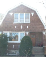 4147 W Nelson, Chicago, IL 60641 