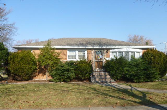 1270 Highland Drive, Des Plaines, IL 60018 