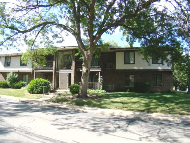 565 Somerset Lane 2, Crystal Lake, IL 60014 