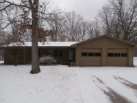 490 Ripson Bridge Ave, Sorento, IL 62086 