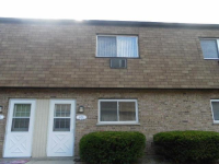 845b Richard Street, Aurora, IL 60506 