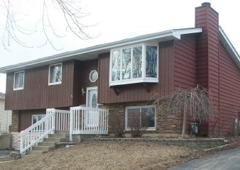 830 Division St, South Elgin, IL 60177 