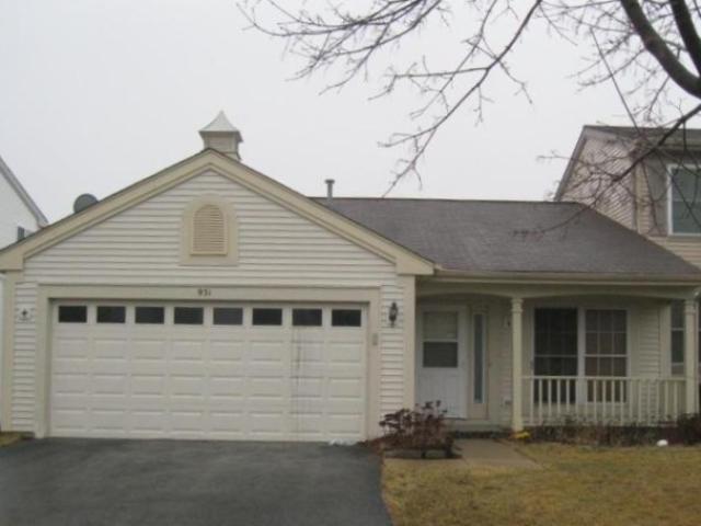 931 Martingale Lane #2, Round Lake Beach, IL 60073 