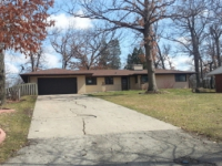1607 Maplewood Dr, Rockford, IL 61107 