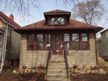 2620 Grunewald St, Blue Island, IL 60406 