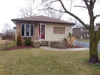 7209 S Octavia Ave, Bridgeview, IL 60455 
