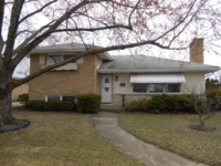 2321 Walnut St, Waukegan, IL 60087 