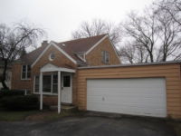 19 W 55th St, Westmont, IL 60559 