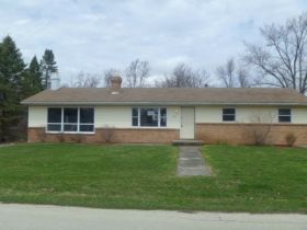 709 Main St, Maple Park, IL 60151 