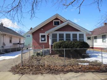 2239 S 5th St, Rockford, IL 61104 