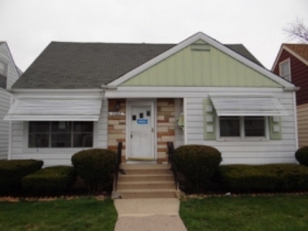2642 122nd St, Blue Island, IL 60406 