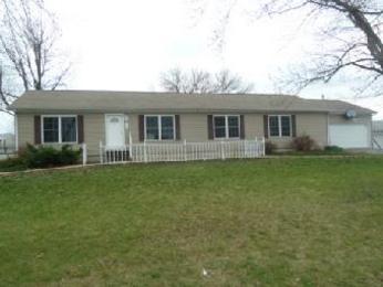 619 W Weaver Rd, Forsyth, IL 62535 