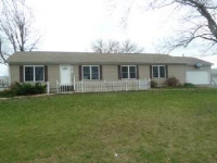 619 W Weaver Rd, Forsyth, IL 62535 