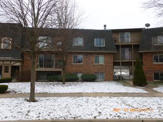 444 Cavalier Ct, West Dundee, IL 60118 