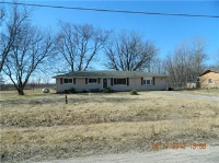 3902 S King Dr, St Anne, IL 60964 