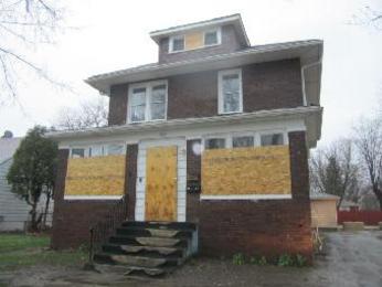 1320 S Jackson St, North Chicago, IL 60064 