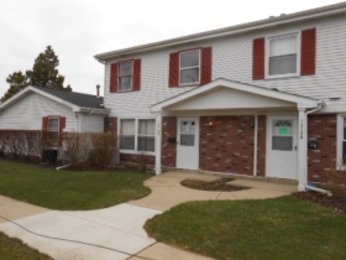 1312 Kingsbury Dr Unit E, Hanover Park, IL 60133 