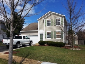 406 E Quaker Hollow Ln, Round Lake Beach, IL 60073 