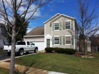 406 E Quaker Hollow Ln, Round Lake Beach, IL 60073 