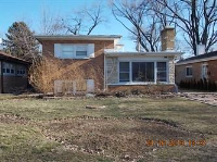 7331 N Kenneth Ave, Lincolnwood, IL 60712 