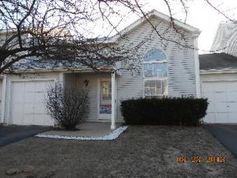 3415 Southport Dr, Island Lake, IL 60042 