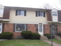 2077 Lioncrest Dr, Richton Park, IL 60471 