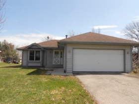 206 Picadilly Dr SE, Poplar Grove, IL 61065 