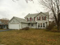 2348 Federal Pkwy, Lindenhurst, IL 60046 