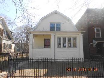 7609 S Bennett Ave, Chicago, IL 60649 