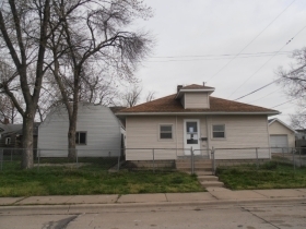 105 Fayette St, Pekin, IL 61554 