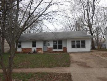 1511 S Curtiss Dr, Urbana, IL 61802 