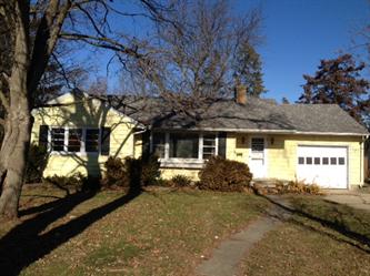 403 W 2nd Street, Genoa, IL 60135 