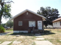 210 East Oak Street, Gillespie, IL 62033 