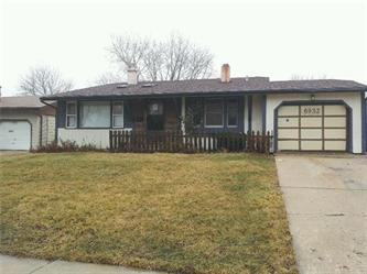 6932 Hickory Street, Hanover Park, IL 60133 