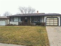 6932 Hickory Street, Hanover Park, IL 60133 