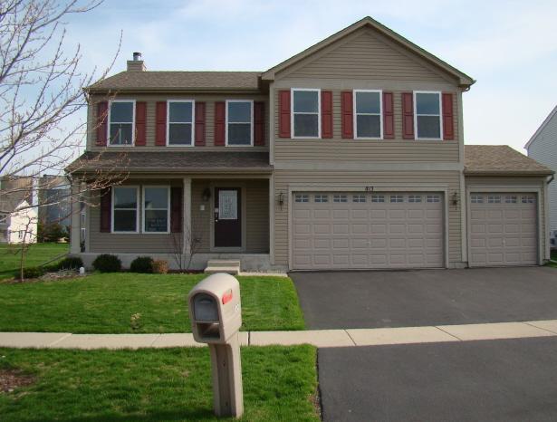 813 Kennedy St, Waterman, IL 60556 