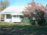 111 E. Pool St, Taylorville, IL 62568 